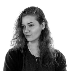 Meet your Posher, Caitlin